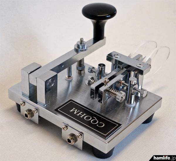 後部に3.5mmのジャック付き＞CQオーム、モールス通信用の新型パドル