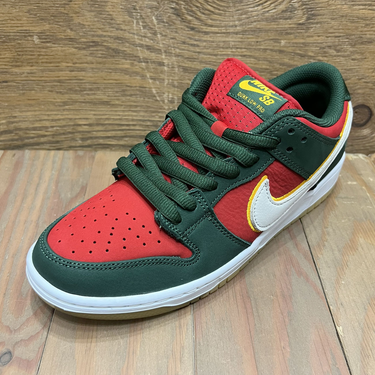 NIKE SB DUNK LOW PRO PRM FIR/WHITE-UNIVERSITY | 東京のスケート