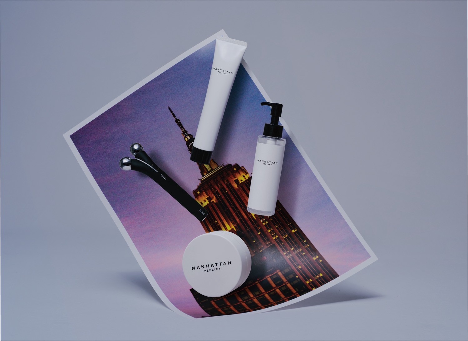 ボディ・フェイスケア MANHATTAN PEELIFT SERUM ヒロ銀座に