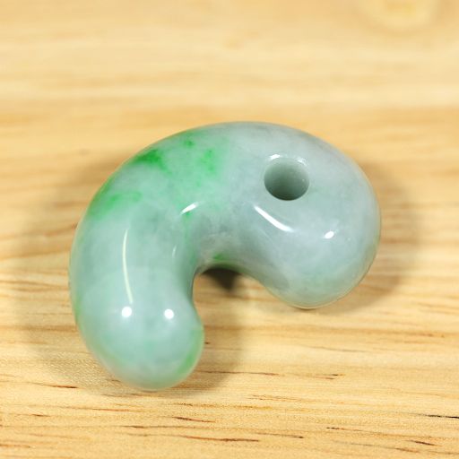 糸魚川産硬玉翡翠