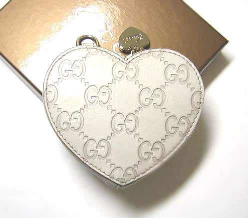 グッチ ハートコインケース（オフホワイト） - インポートブランド