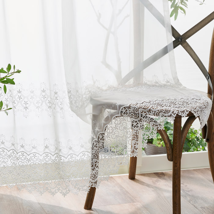 トルコ刺繍レースカーテン マクラメを裾にあしらった刺繍がエレガント