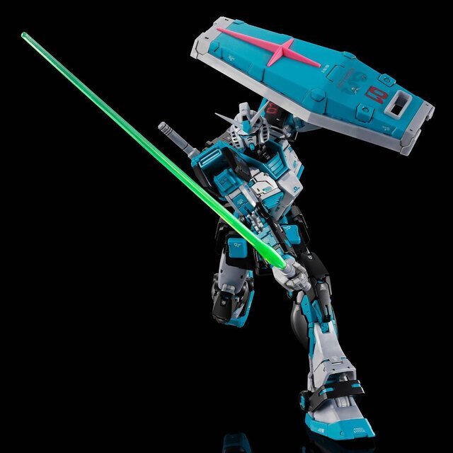 長ネギカラー”のビーム・サーベル！初音ミクコラボ仕様のRGガンプラ