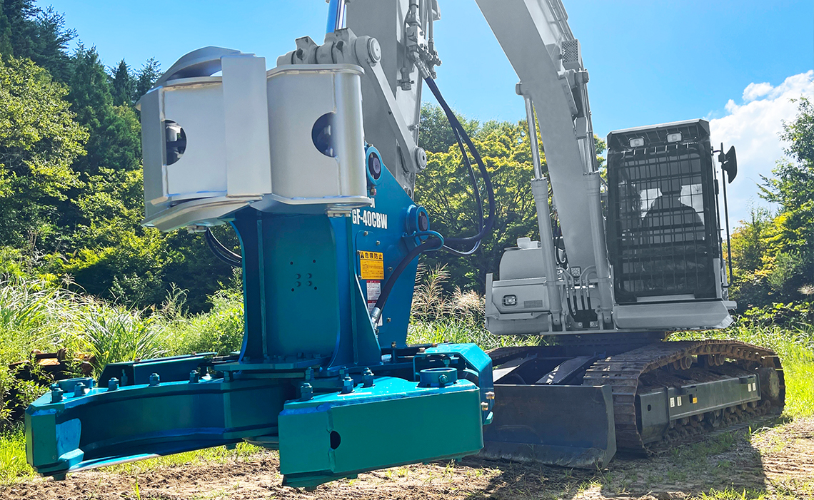 フェラーバンチャ（伐倒機械） | イワフジ工業株式会社