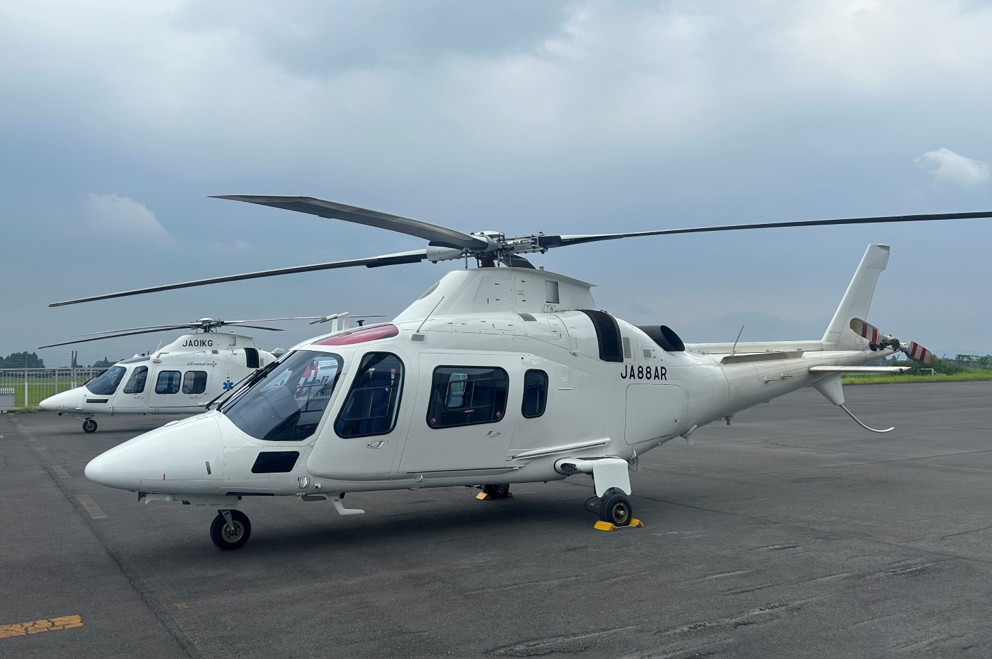 事業紹介 - 鹿児島国際航空