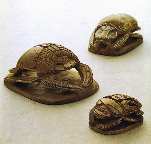 西*人様 古代エジプト 石彫り スカラベ 箱付き R76-1 西*人様 古代