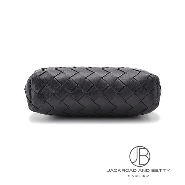 イントレチャート ショルダー バック ブラック 黒[609407 VCPP5 8648