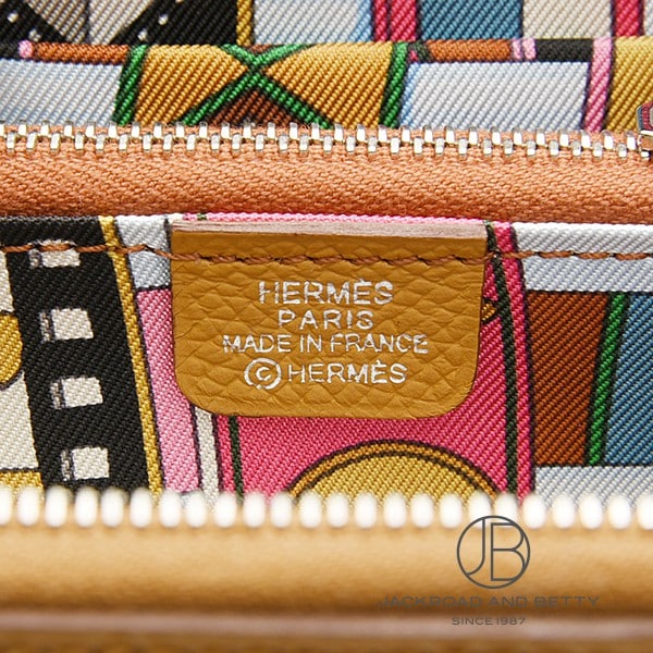 アザップ シルクイン コンパクト セサミ ブラウン[] Azap Silkin