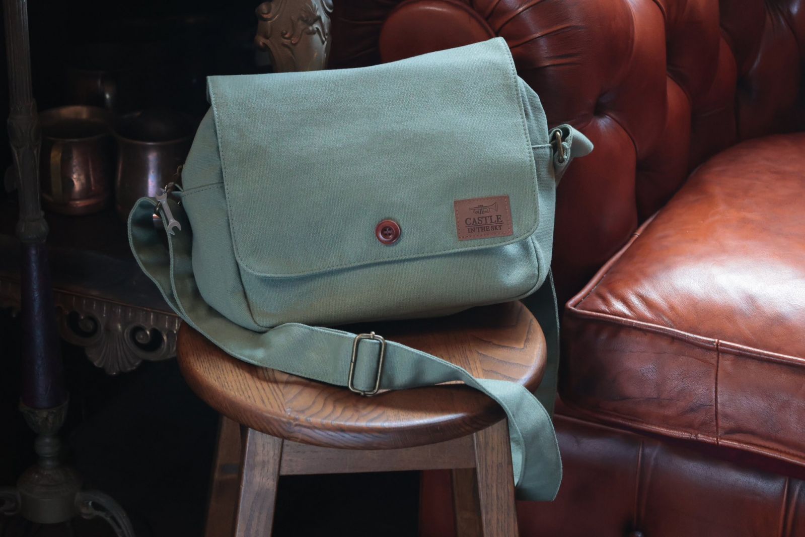 パズーのカバンとは - Japaaan