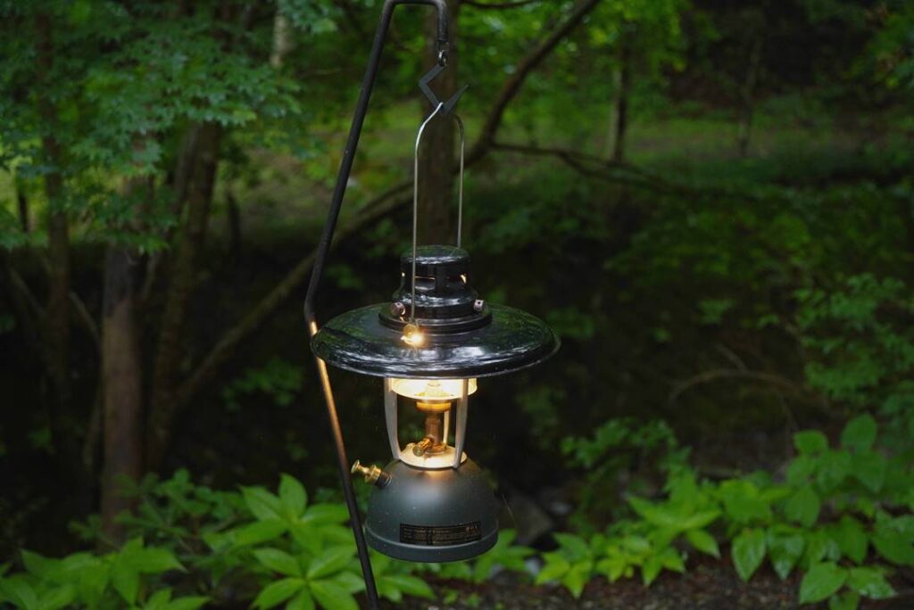 shock】 無骨さMaxなアイアンハンガー by sanzoku mountain｜JEFFREY's