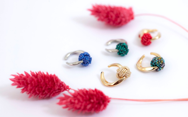 水引イヤーカフ シングル（新色） 今日のひとつぶ 金沢の水引｜自遊花