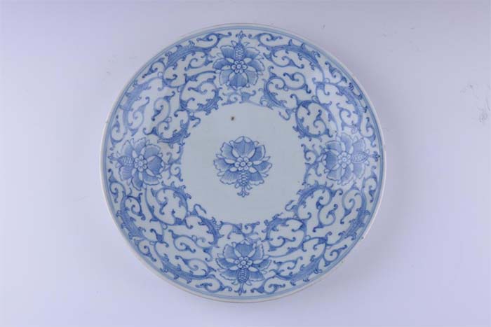 青花缠枝纹盘-馆藏文物-海安博物馆