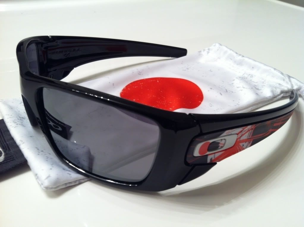 Custom Fuel Cell And Monster Dog | Oakley Forum