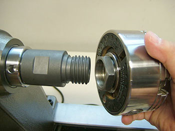 スピンドルコンバーター 1-1/4”x8tpi→1”x8tpi | つくる人をシゲキする