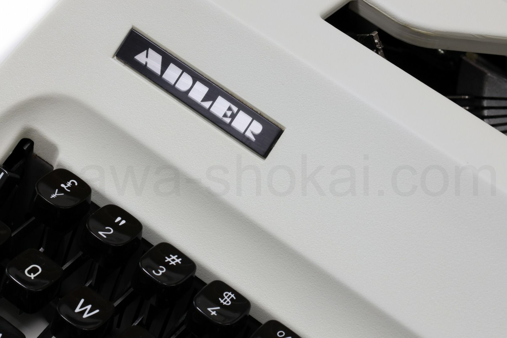 ADLER Contessa S 中古タイプライター（エコノミー品質）｜タイプ