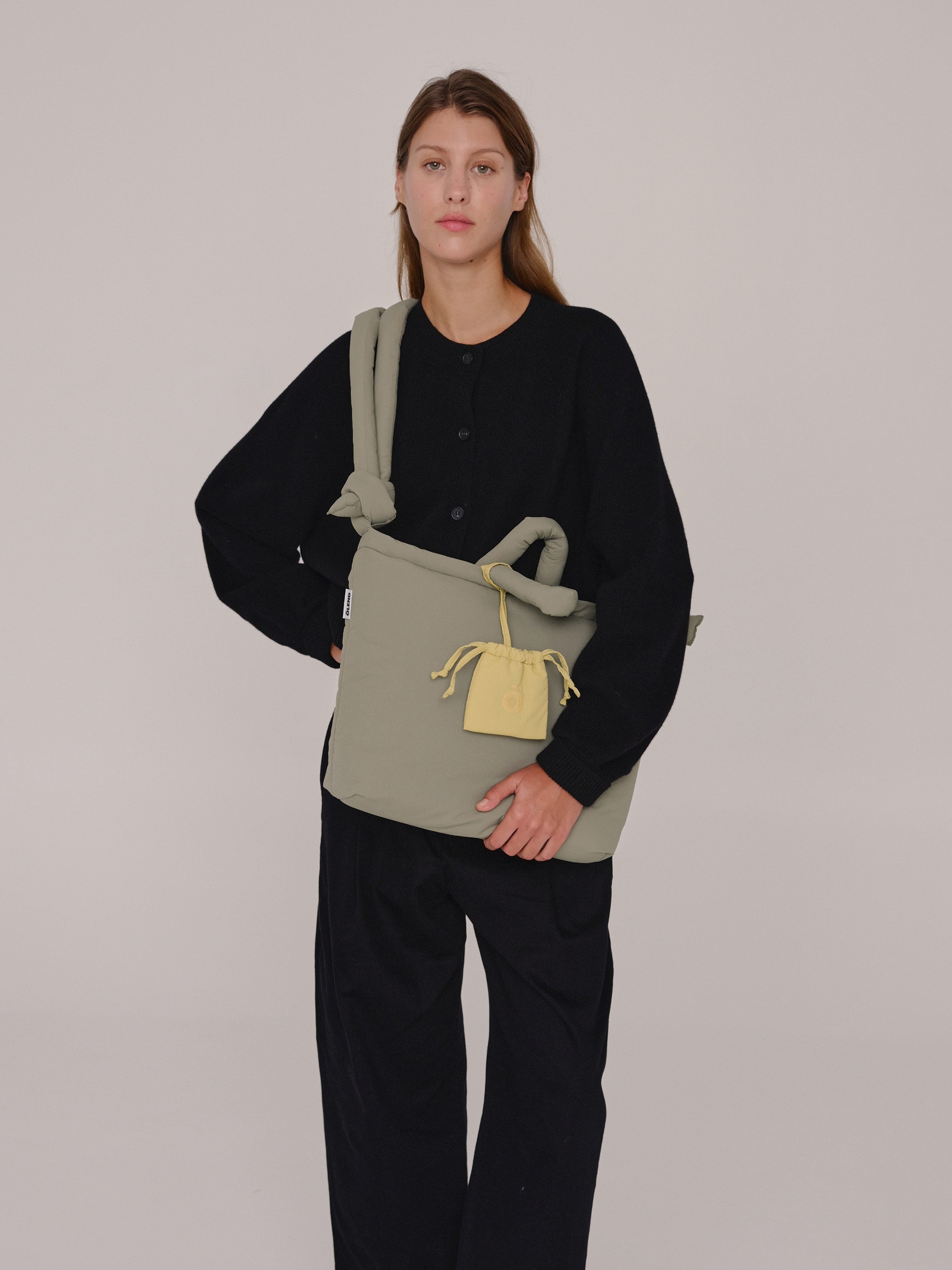 Ona Pro Soft Bag – Ölend