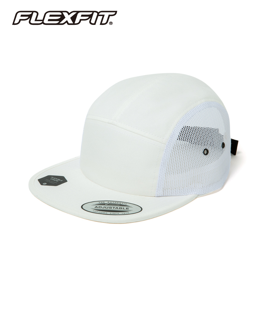 フレックスフィット 日本限定モデルのキャンパー メッシュキャップ