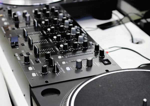 奇跡の60％超え大幅値引き！デッドストック発掘ラストプライス