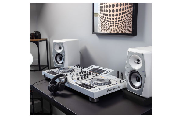 箱ダメージ新品】Pioneer DJ - VM-50-K（アンプ内蔵）2本セット