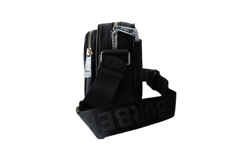 バーバリー ロゴプリント ナイロン クロスボディバッグ | アウトレット