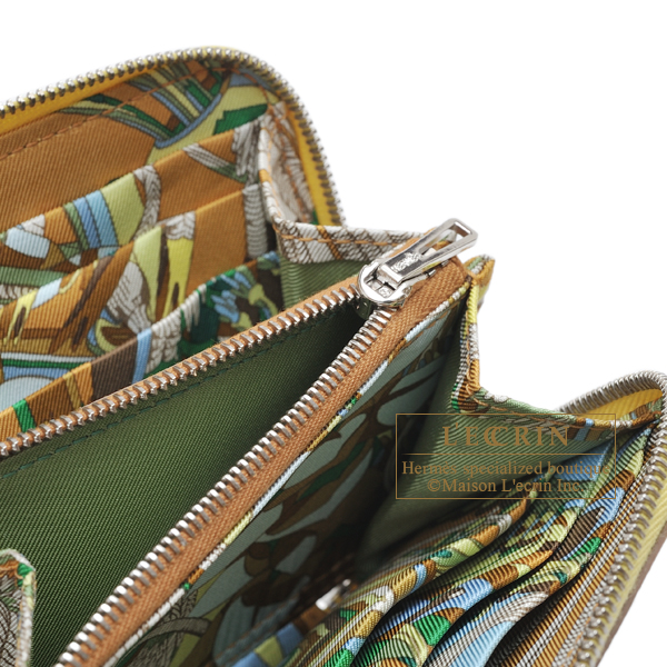 エルメス アザップ シルクイン コンパクト ライム/ セサミ ヴォー