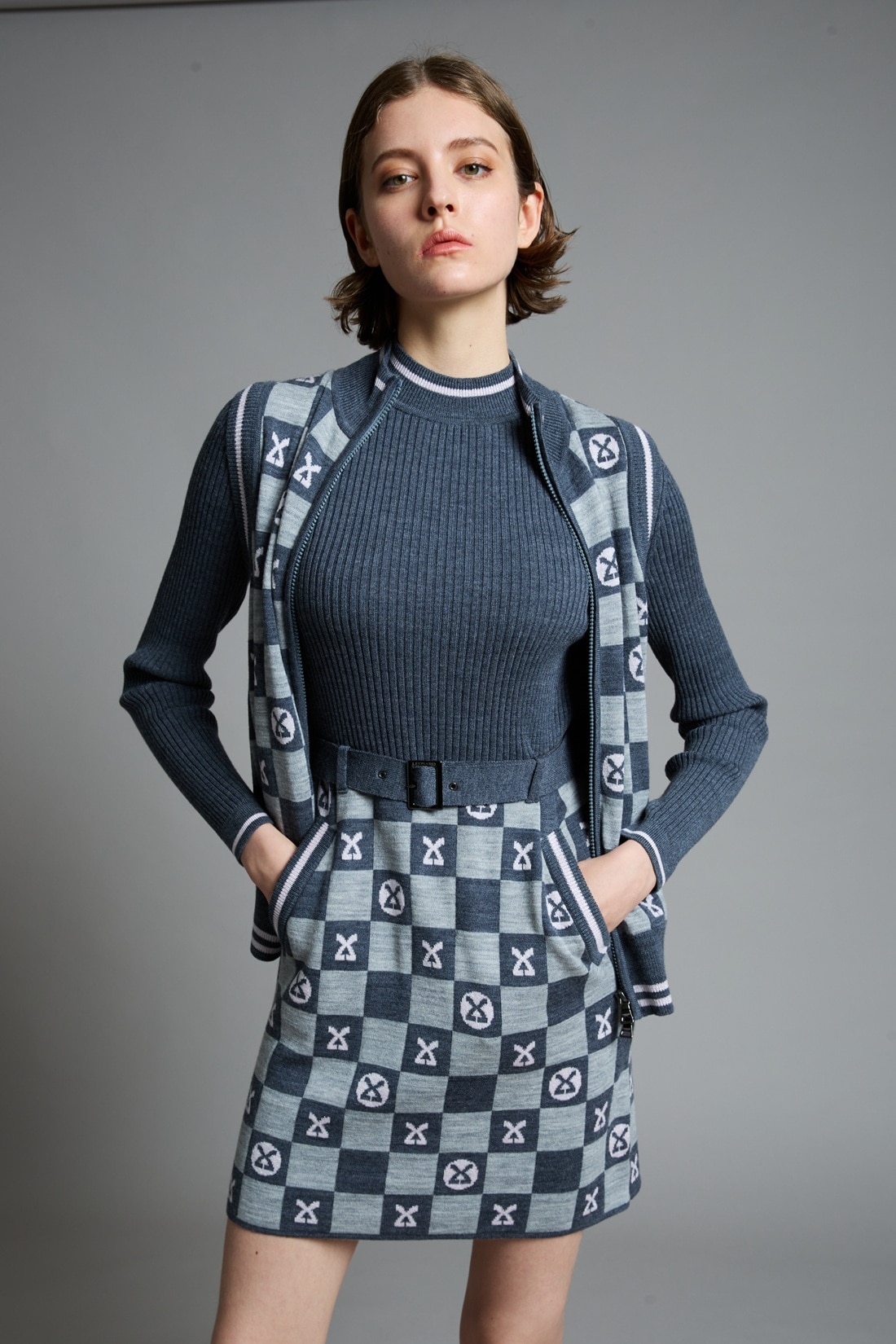 ニットワンピース S52G361858｜レオナール 公式オンラインショップ