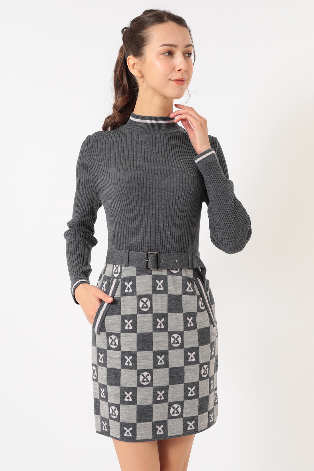 ニットワンピース S52G361858｜レオナール 公式オンラインショップ