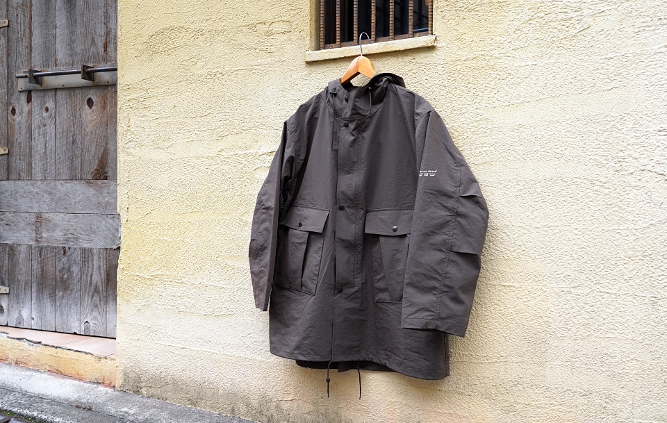 ENDS and MEANS エンズアンドミーンズ Travel Half Parka ＜アフリカン