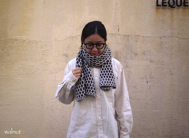 yourwear ユアウェア カシミヤドットジャカードストール 商品詳細