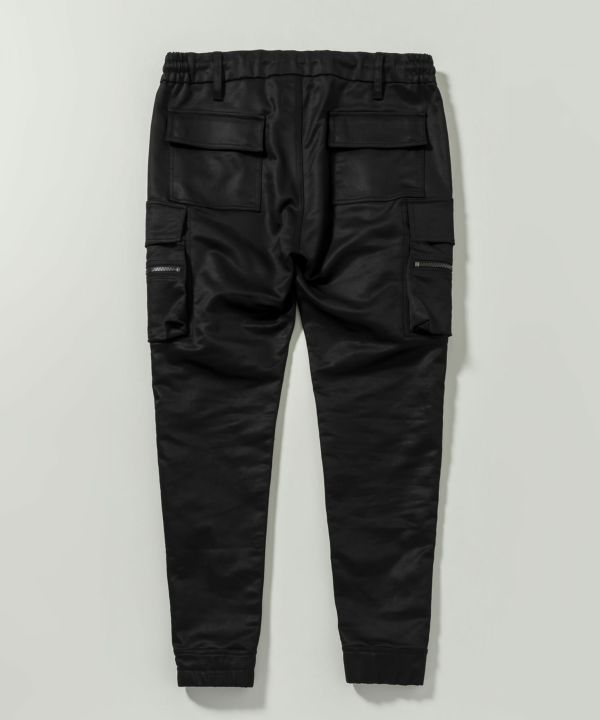 1PIU1UGUALE3 RELAX - スリムカーゴパンツ / usb-23093 / ブラック | LUKE