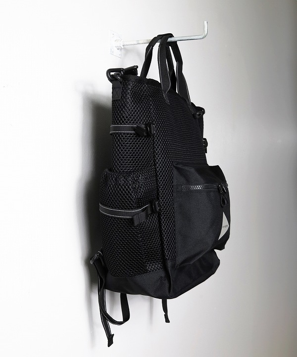 アンドワンダー /and wander 3D mesh 2way tote bag [バッグ(トート