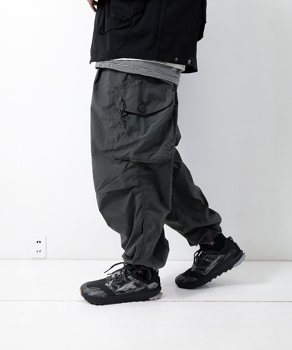 アンドワンダー/and wander oversized cargo pants [パンツ]｜MAPS