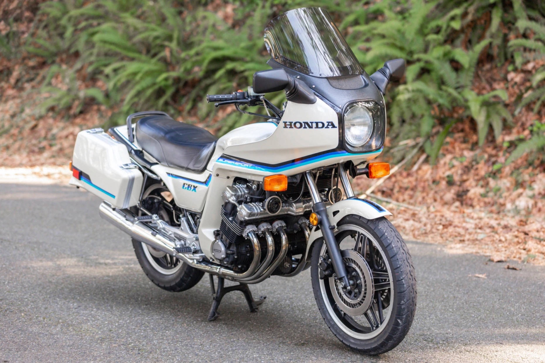 The Honda CBX 1000 Was an 80s 6-Cylinder Superbike