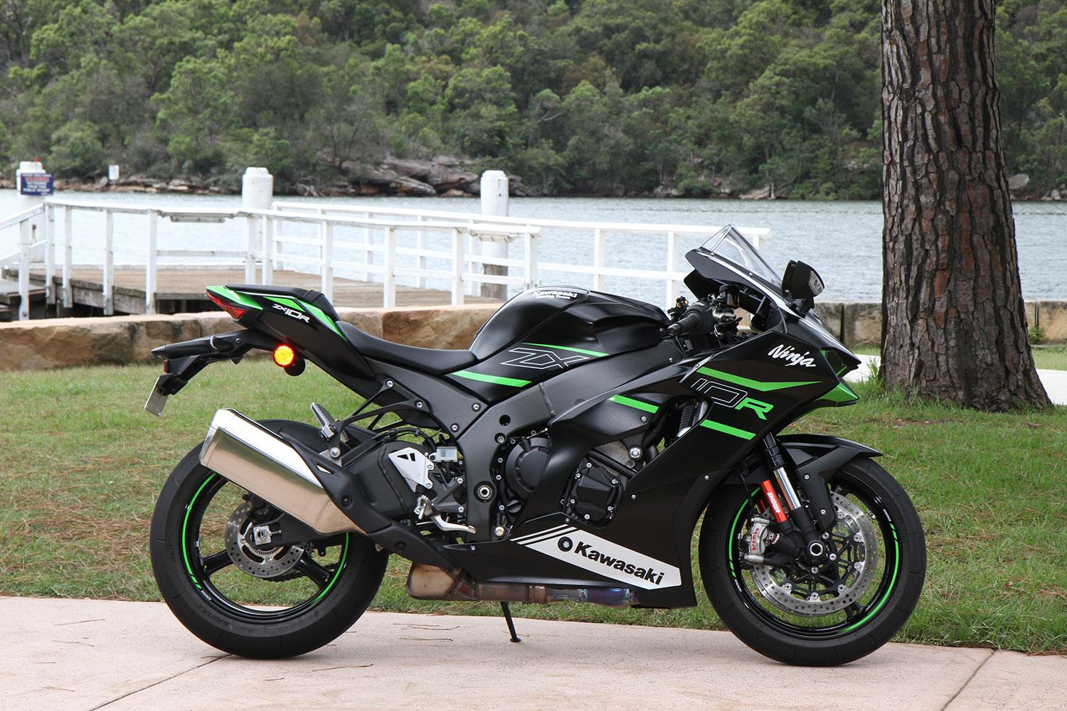Kawasaki ZX-10R review - refined and improved for 2021