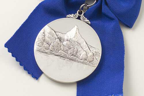 製品一覧 | 松本徽章工業株式会社