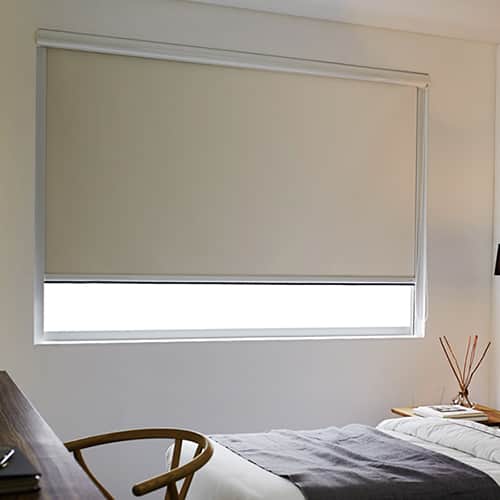 遮光ガイドレールタイプ ロールスクリーン トーソー(TOSO)｜ロール