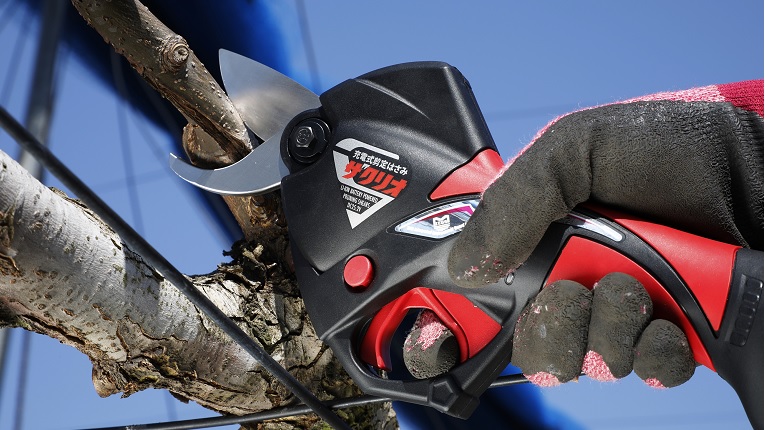 充電式剪定はさみ（ザクリオ）の製品ラインアップ一覧ページ