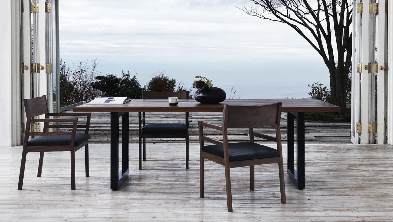 WILDWOOD THICK 41 DINING TABLE(幅 140cm × 奥行 65cm)の通販