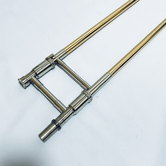 シャイアーズ テナーバストロンボーン Qアレッシ・モデル 