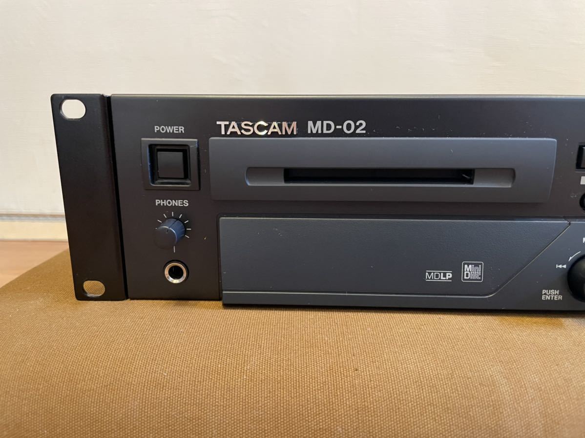 TASCAM MD-02 [MiniDisc Wiki]