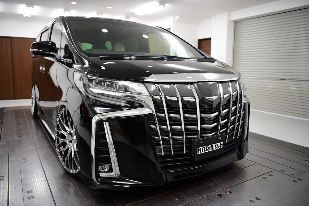 NOBLESSE 30アルファード後期 マークレスグリル