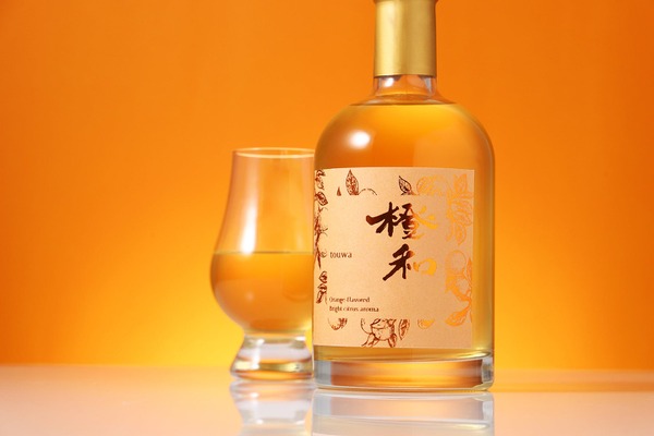 ヴィンテージ梅酒「UMESHU THE AMBER X.O」が1,000本限定で抽選販売