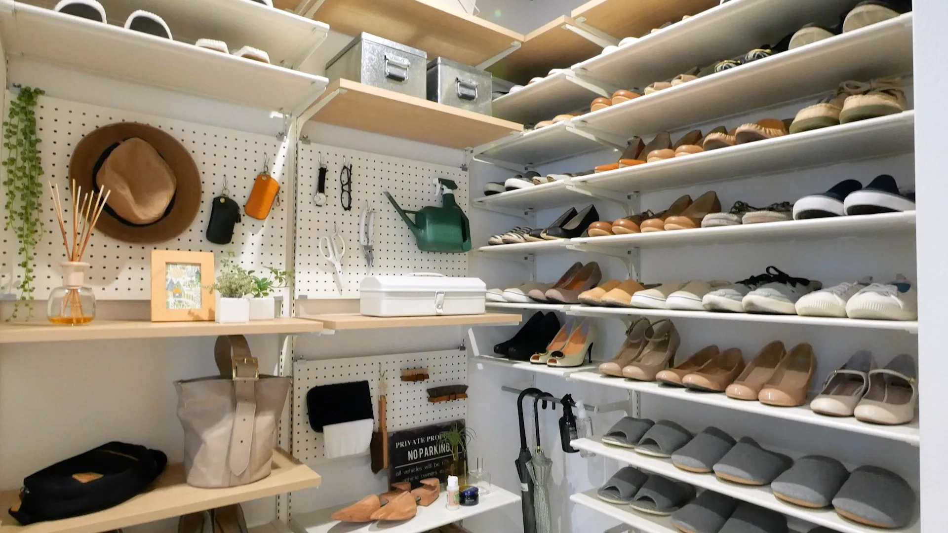 収納棚・可動棚 | ランバーシリーズ＋棚柱 | 収納なら南海プライウッド