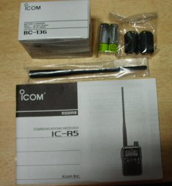 ICOMの受信機IC-R5