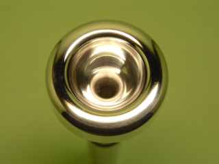 バック（ディープ・ピリオド） ヴィンテージTpマウスピース 6C