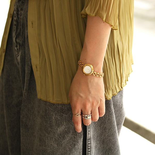 GUCCI ヴィンテージ グッチ チェンジベゼル 11/22.2 クォーツ 中古