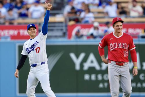 ドジャース、エンゼルス戦の連勝が10でストップ 大谷翔平の22号先制2