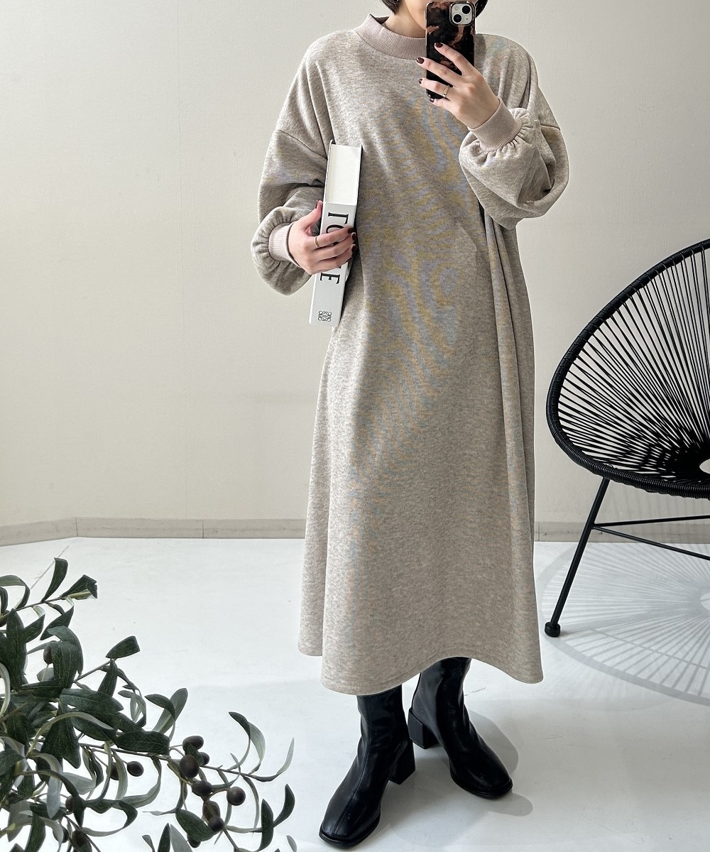 洗える】裏起毛プチハイネックフレアワンピース 体型カバー ゆったり