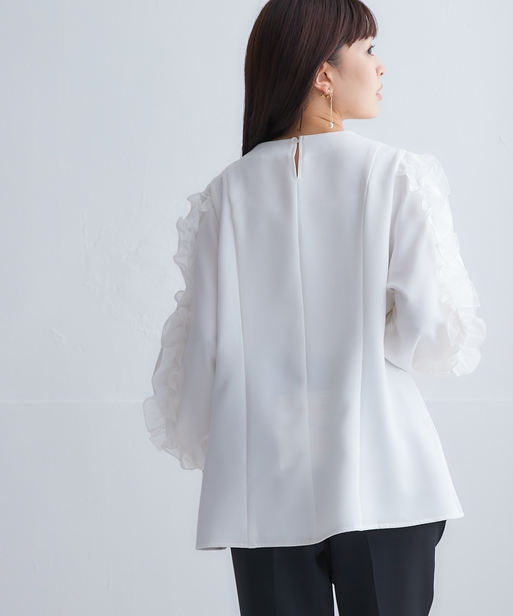フリルブラウスセットアップ（フリル袖ブラウス+タックテーパード