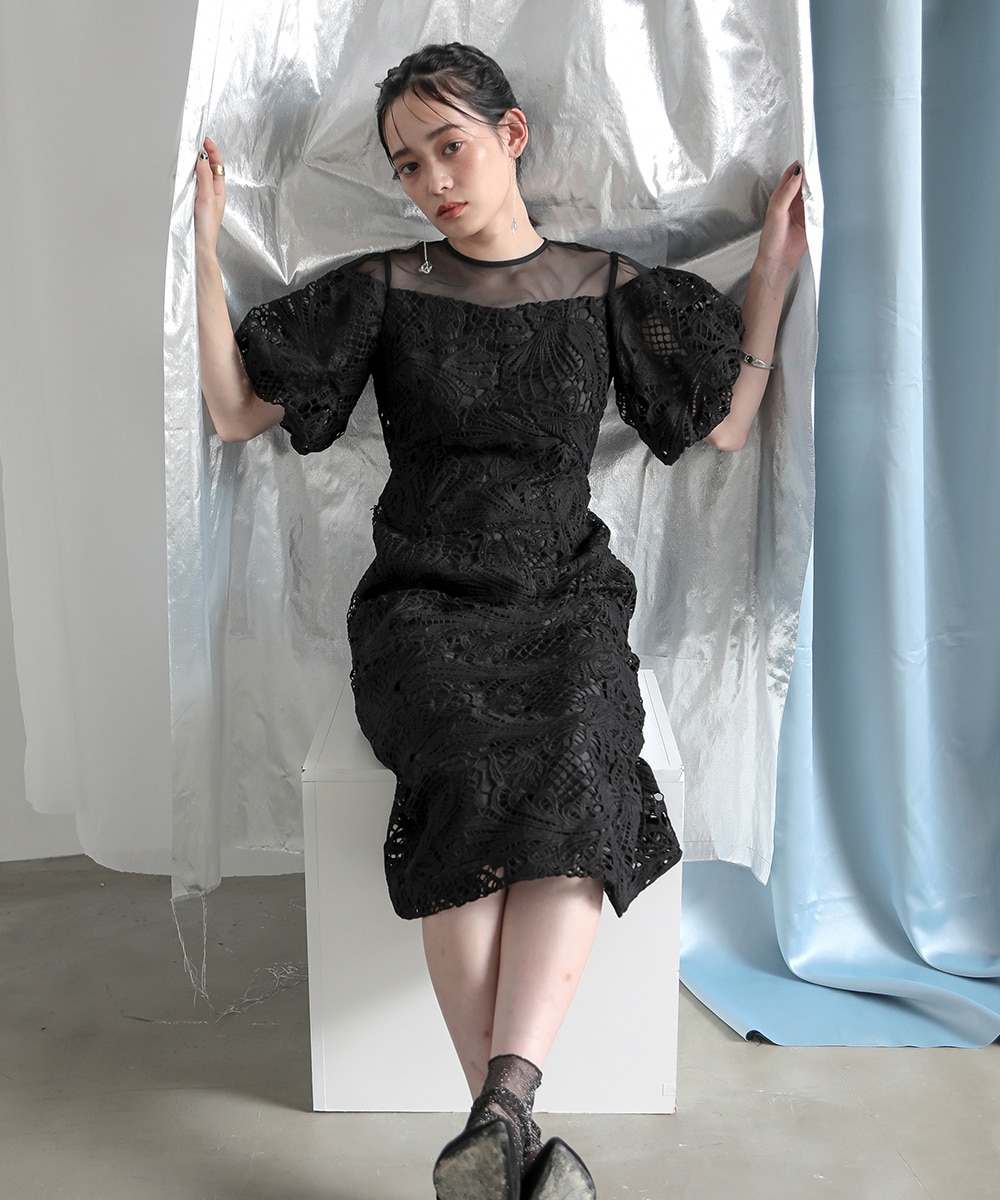 結婚式・パーティー・オケージョンドレス】ケミカルレース使い